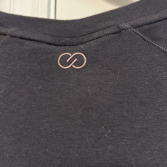 NWT Calia essential long sleeve tee - Picture 6 of 6